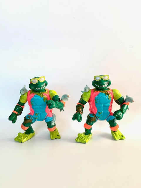 TMNT Teenage Mutant Ninja Turtles 1990 Surfing Beach Wetsuit